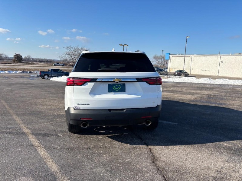 Chevrolet Traverse Vehicle Full-screen Gallery Image 4
