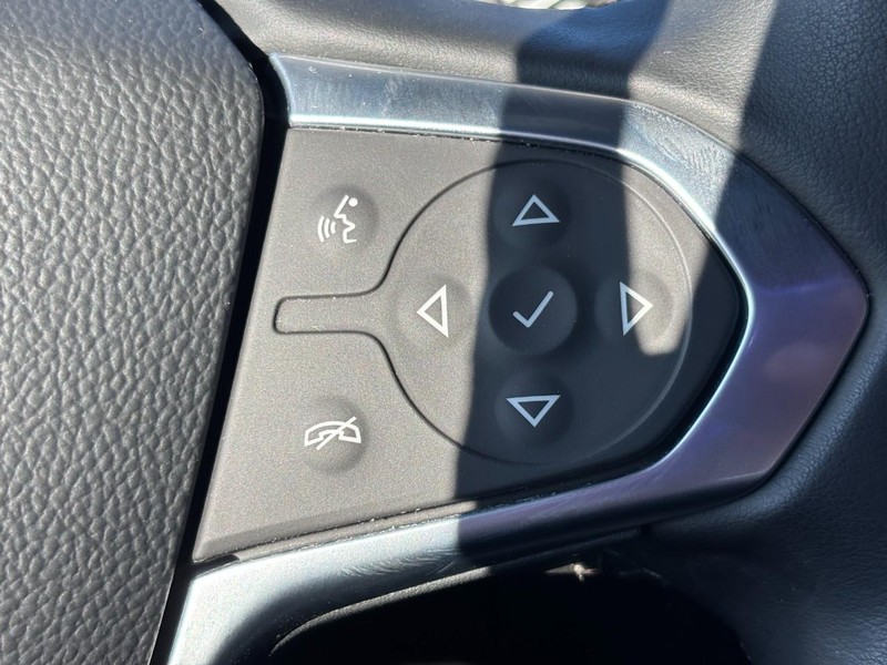 Chevrolet Traverse Vehicle Full-screen Gallery Image 20