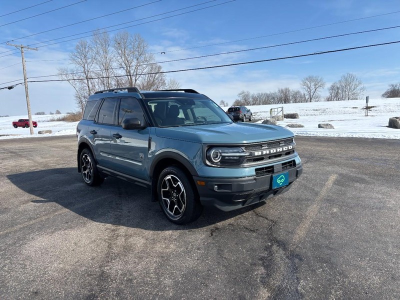 Ford Bronco Sport Vehicle Full-screen Gallery Image 7