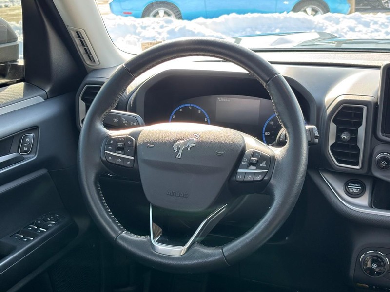 Ford Bronco Sport Vehicle Full-screen Gallery Image 11