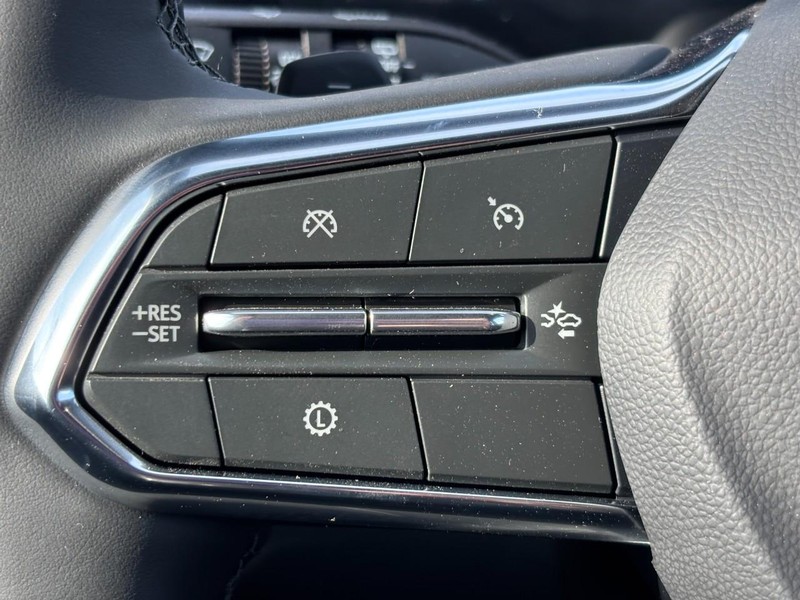 Chevrolet Equinox Vehicle Full-screen Gallery Image 13