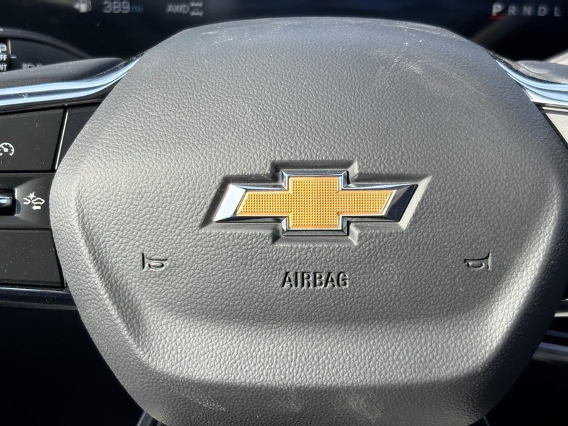 Chevrolet Equinox Vehicle Full-screen Gallery Image 14