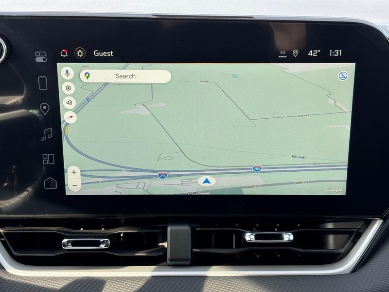 Chevrolet Equinox Vehicle Full-screen Gallery Image 18