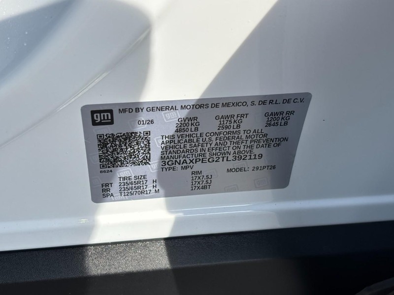 Chevrolet Equinox Vehicle Full-screen Gallery Image 21