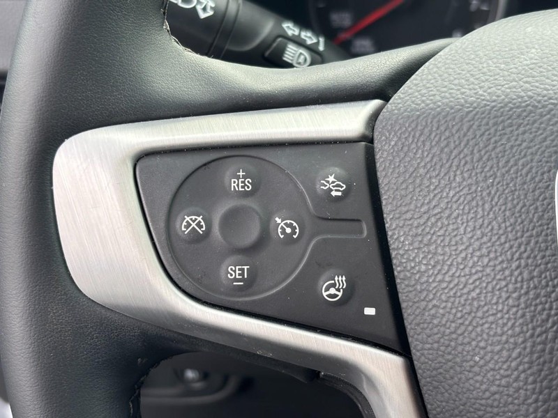 GMC Terrain Vehicle Full-screen Gallery Image 18