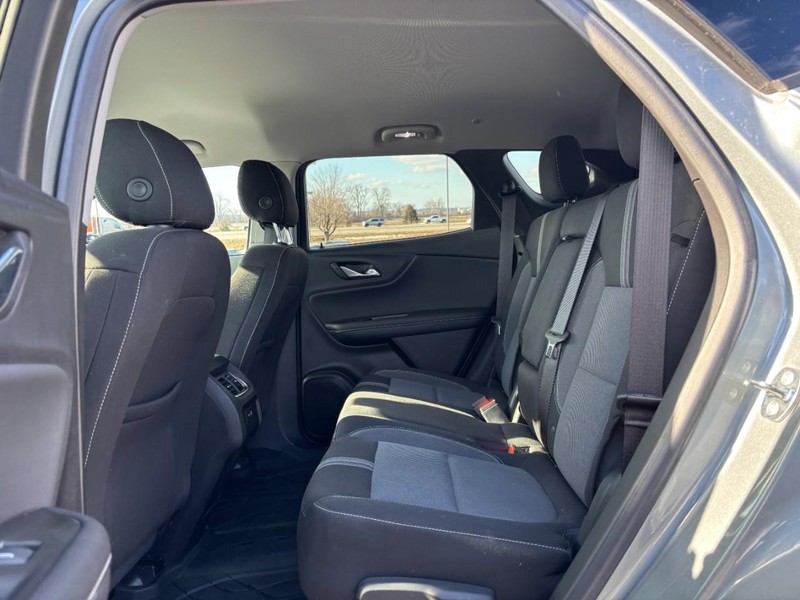 Chevrolet Blazer Vehicle Full-screen Gallery Image 10