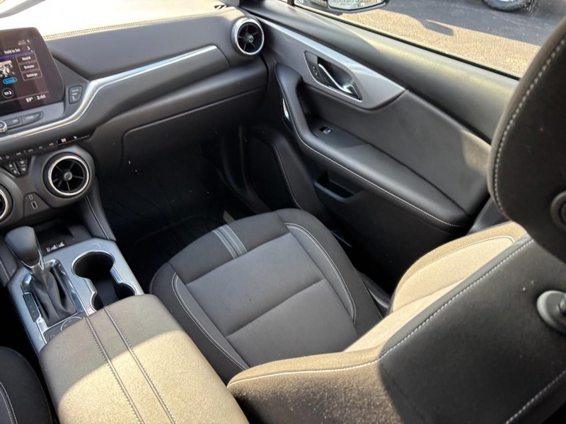 Chevrolet Blazer Vehicle Full-screen Gallery Image 14