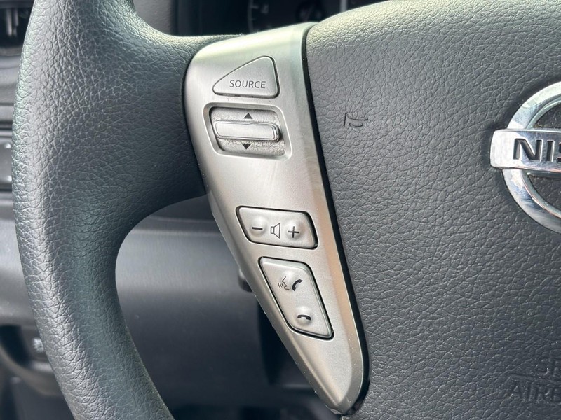 Nissan Versa Sedan Vehicle Full-screen Gallery Image 20