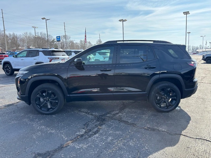 Chevrolet Equinox Vehicle Full-screen Gallery Image 2