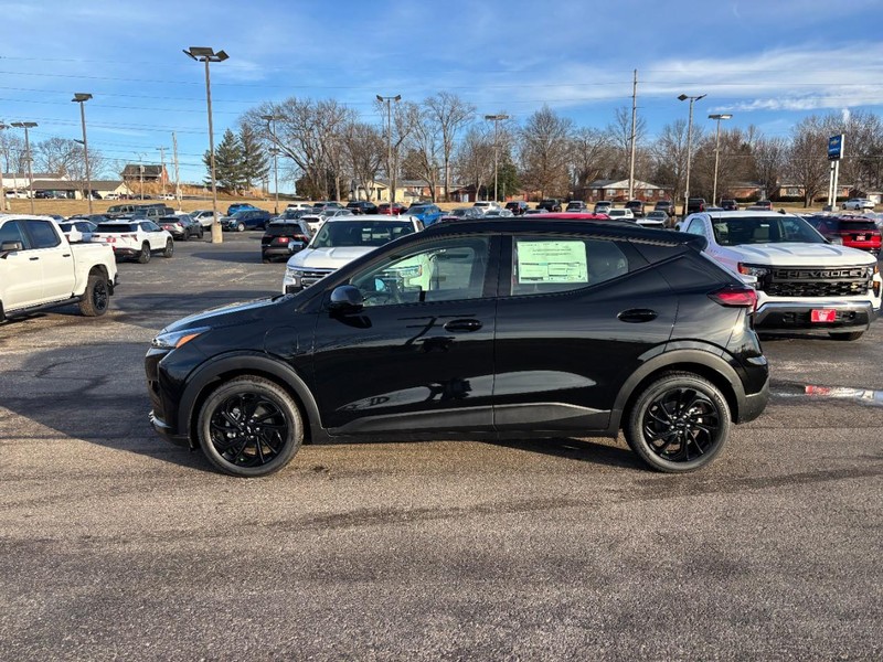 Chevrolet Bolt Vehicle Full-screen Gallery Image 2