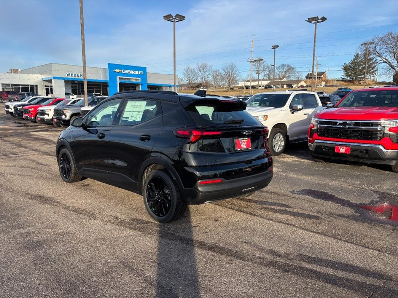 Chevrolet Bolt Vehicle Full-screen Gallery Image 3