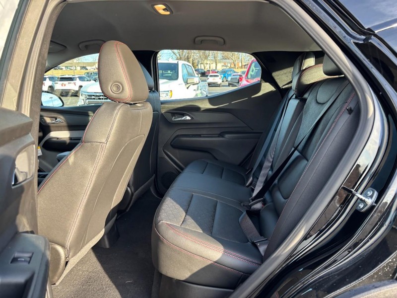 Chevrolet Bolt Vehicle Full-screen Gallery Image 5