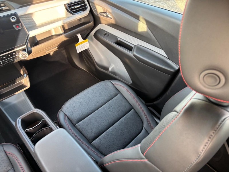 Chevrolet Bolt Vehicle Full-screen Gallery Image 9