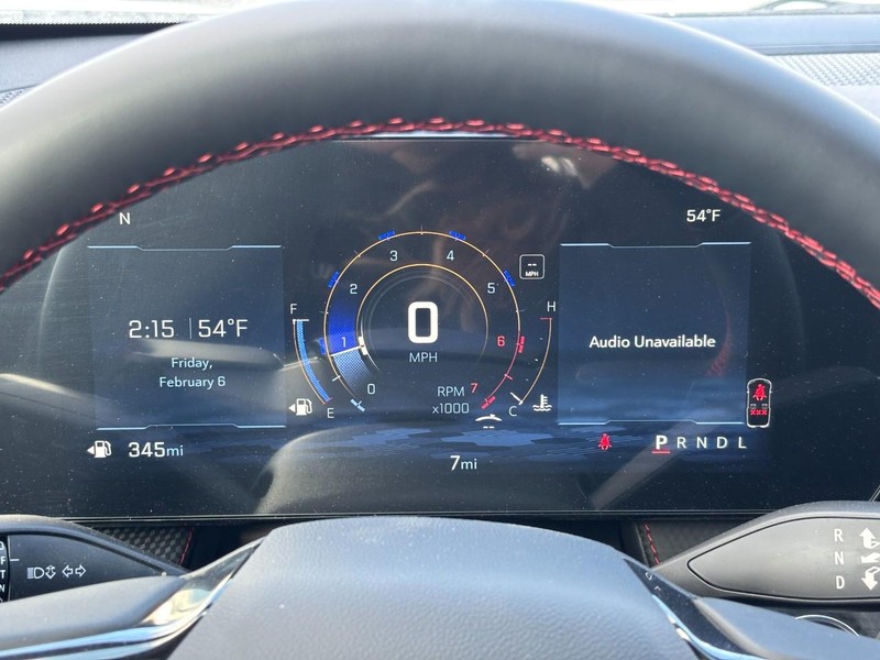 Chevrolet Equinox Vehicle Full-screen Gallery Image 16