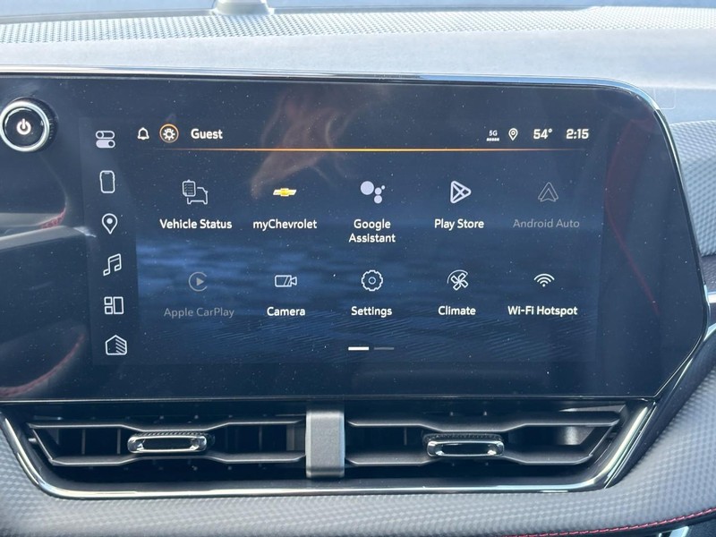 Chevrolet Equinox Vehicle Full-screen Gallery Image 17