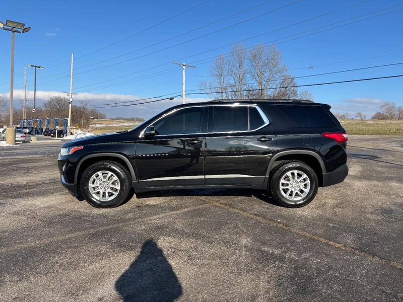 Chevrolet Traverse Vehicle Full-screen Gallery Image 2