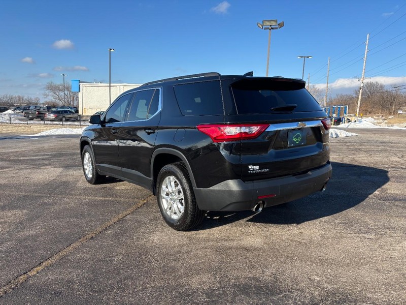 Chevrolet Traverse Vehicle Full-screen Gallery Image 3