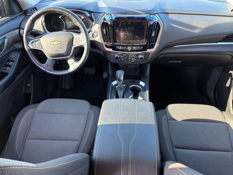 Chevrolet Traverse Vehicle Full-screen Gallery Image 11