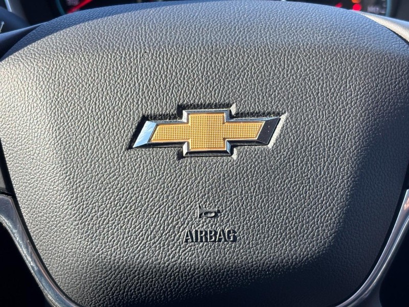 Chevrolet Traverse Vehicle Full-screen Gallery Image 18