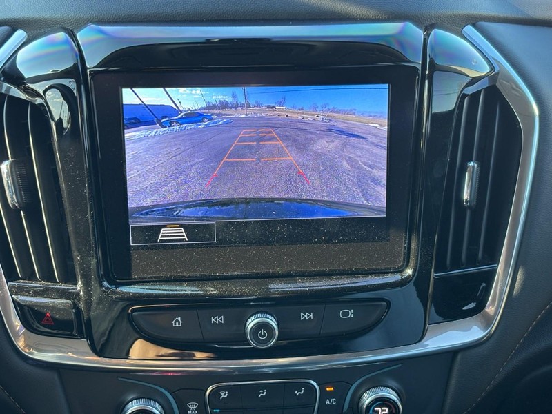 Chevrolet Traverse Vehicle Full-screen Gallery Image 22