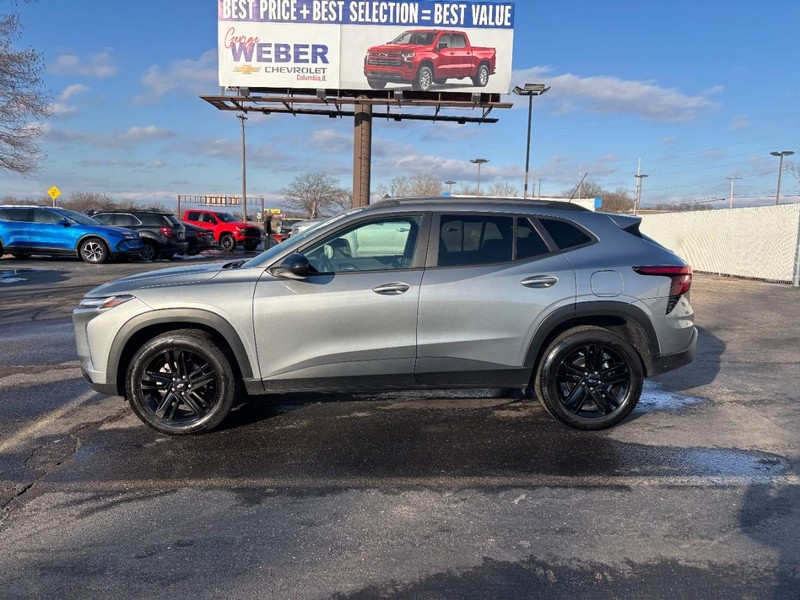 Chevrolet Trax Vehicle Full-screen Gallery Image 2