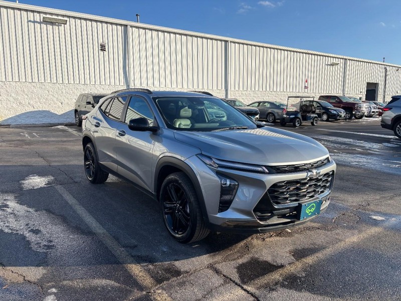 Chevrolet Trax Vehicle Full-screen Gallery Image 7