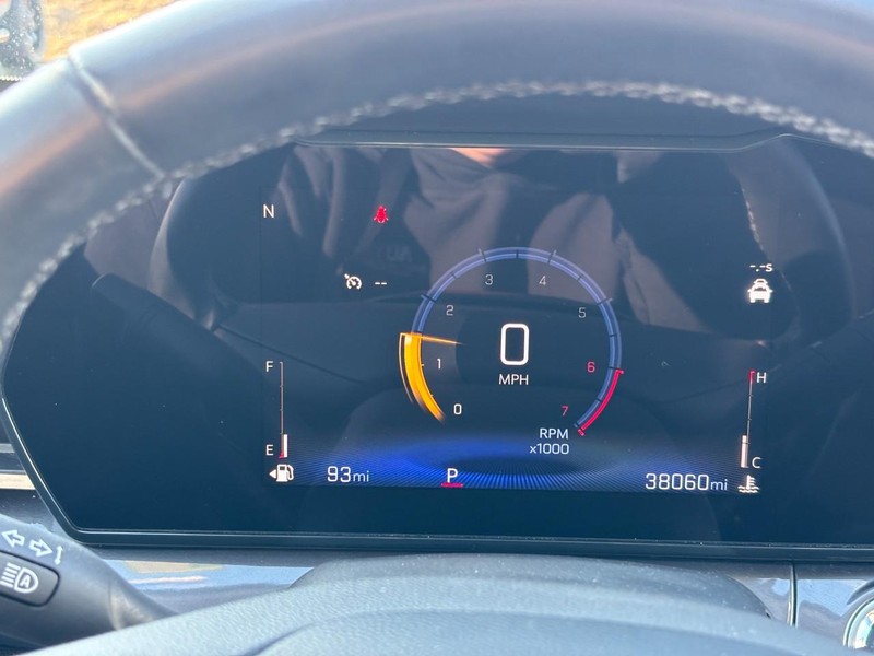 Chevrolet Trax Vehicle Full-screen Gallery Image 20