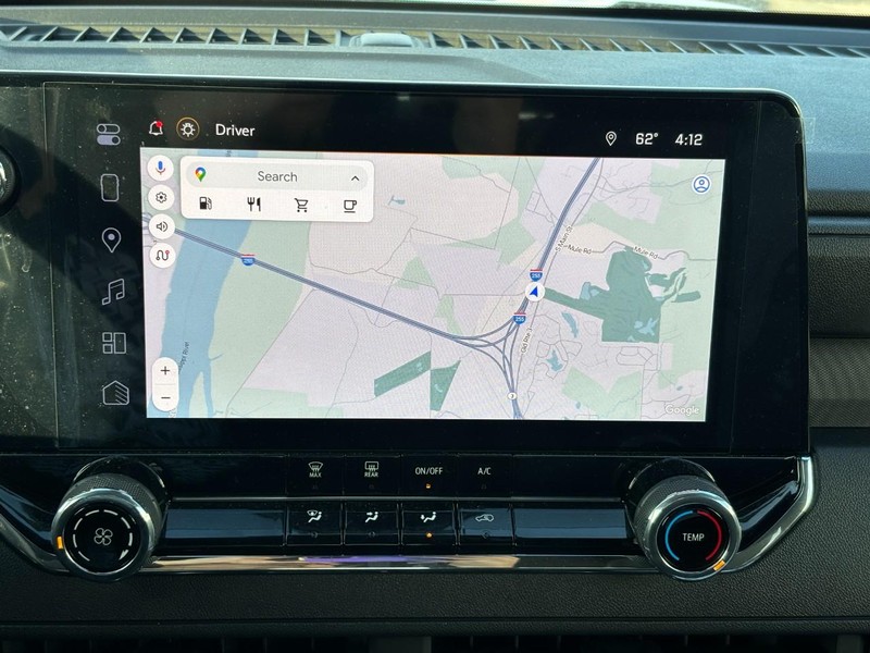 Chevrolet Colorado Vehicle Full-screen Gallery Image 17