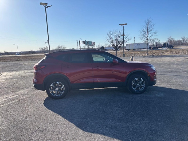 Chevrolet Blazer Vehicle Full-screen Gallery Image 06