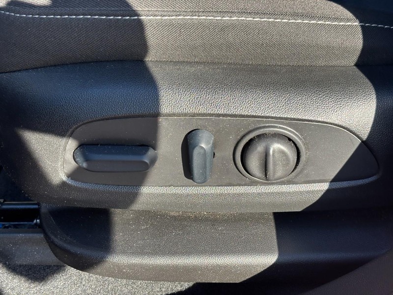 Chevrolet Blazer Vehicle Full-screen Gallery Image 15