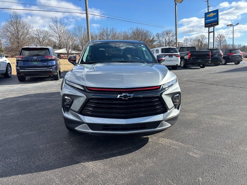 Chevrolet Blazer Vehicle Full-screen Gallery Image 08