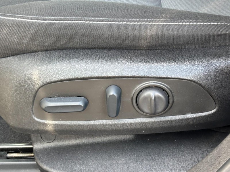 Chevrolet Blazer Vehicle Full-screen Gallery Image 15