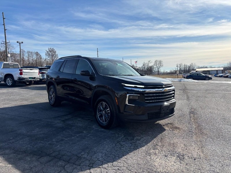 Chevrolet Traverse Vehicle Full-screen Gallery Image 7