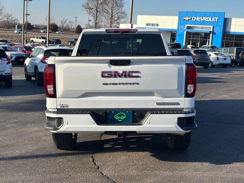 GMC Sierra 1500 Vehicle Full-screen Gallery Image 4