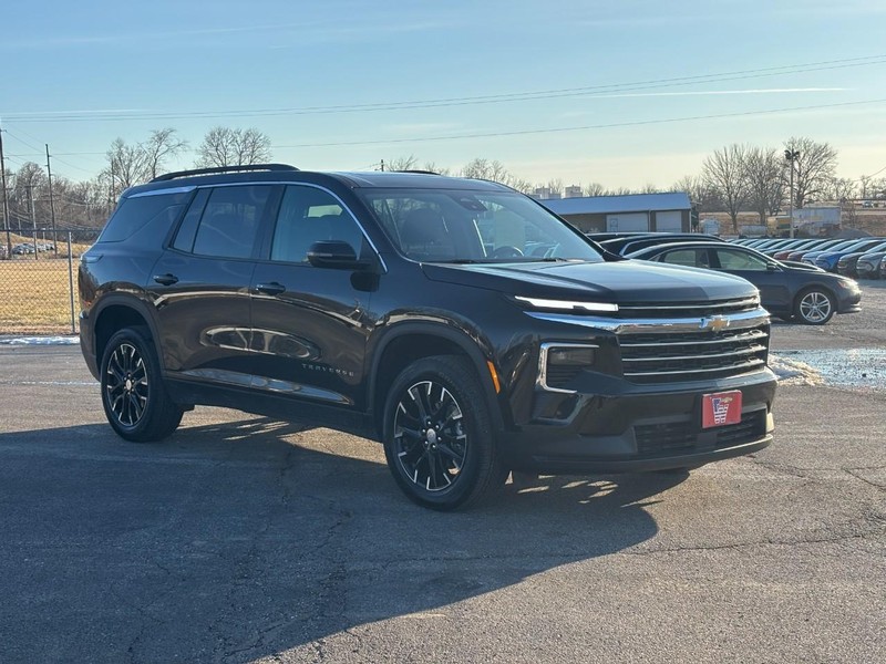 Chevrolet Traverse Vehicle Full-screen Gallery Image 6