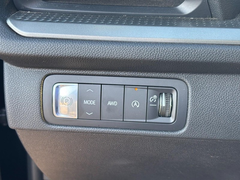 Chevrolet Traverse Vehicle Full-screen Gallery Image 16