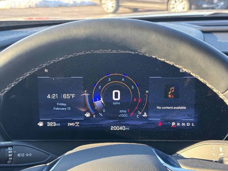 Chevrolet Traverse Vehicle Full-screen Gallery Image 20