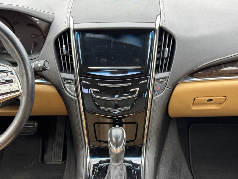 Cadillac ATS Vehicle Full-screen Gallery Image 13