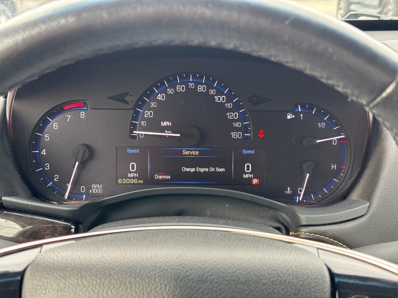 Cadillac ATS Vehicle Full-screen Gallery Image 20