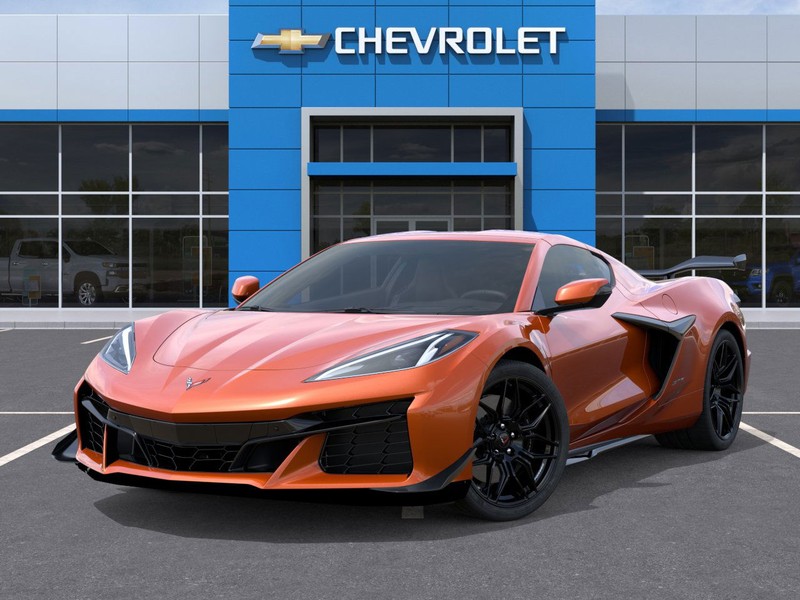Chevrolet Corvette Vehicle Full-screen Gallery Image 6