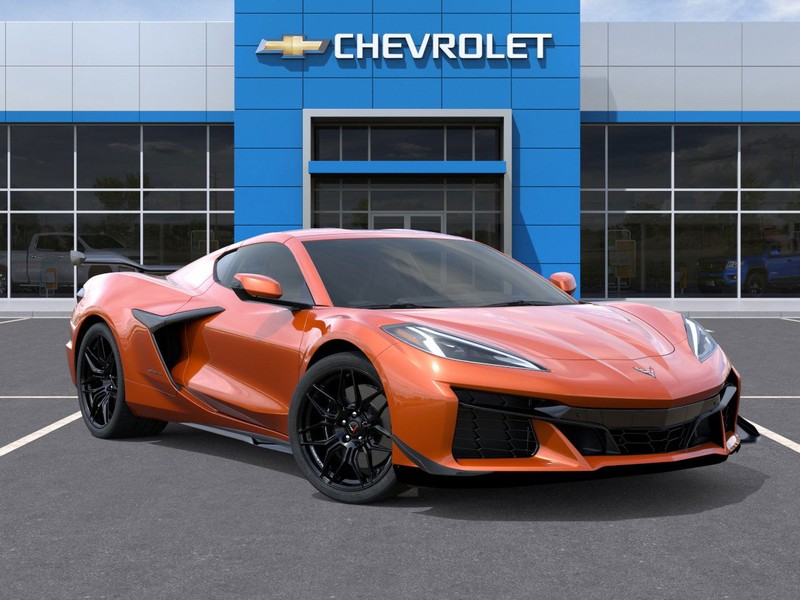 Chevrolet Corvette Vehicle Full-screen Gallery Image 7