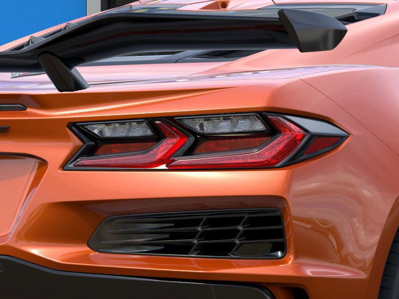 Chevrolet Corvette Vehicle Full-screen Gallery Image 11