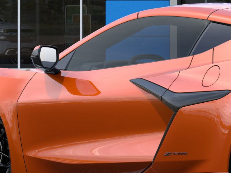 Chevrolet Corvette Vehicle Full-screen Gallery Image 12