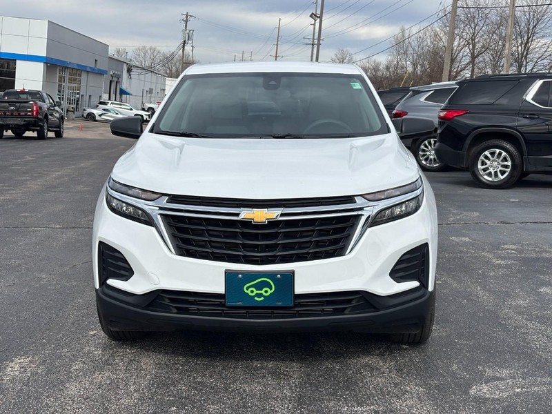 Chevrolet Equinox Vehicle Full-screen Gallery Image 08