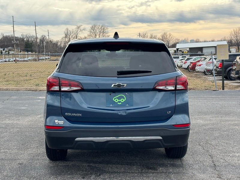Chevrolet Equinox Vehicle Full-screen Gallery Image 4