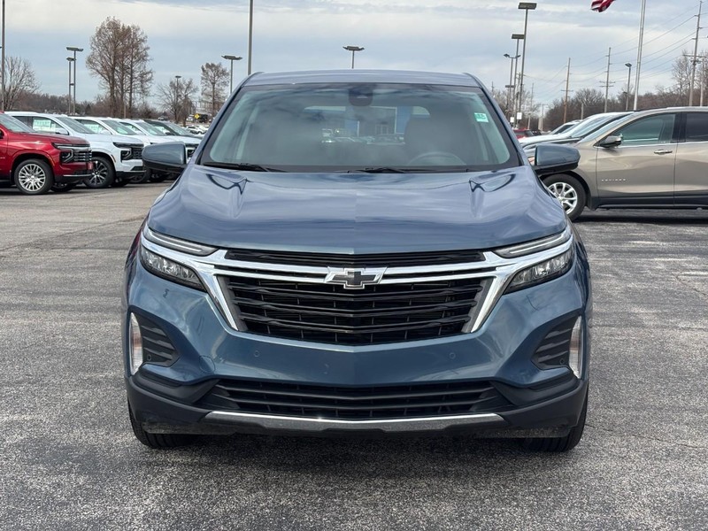 Chevrolet Equinox Vehicle Full-screen Gallery Image 8