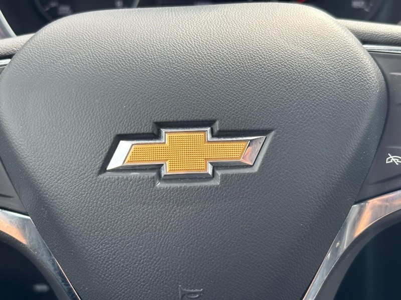 Chevrolet Equinox Vehicle Full-screen Gallery Image 20