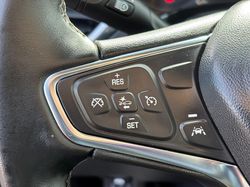 Chevrolet Equinox Vehicle Full-screen Gallery Image 18