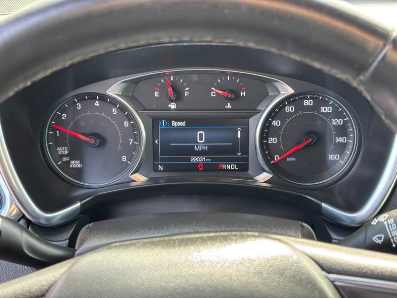 Chevrolet Equinox Vehicle Full-screen Gallery Image 21