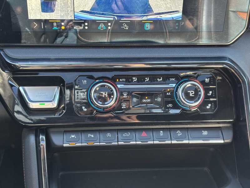 GMC Sierra 1500 Vehicle Full-screen Gallery Image 24